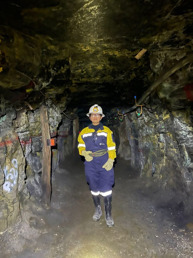 ANGGY ACU•A - MINA - Anggy Acu§a Alarc¢n ANGGY ACU•A - MINA - Anggy Acu§a Alarc¢n